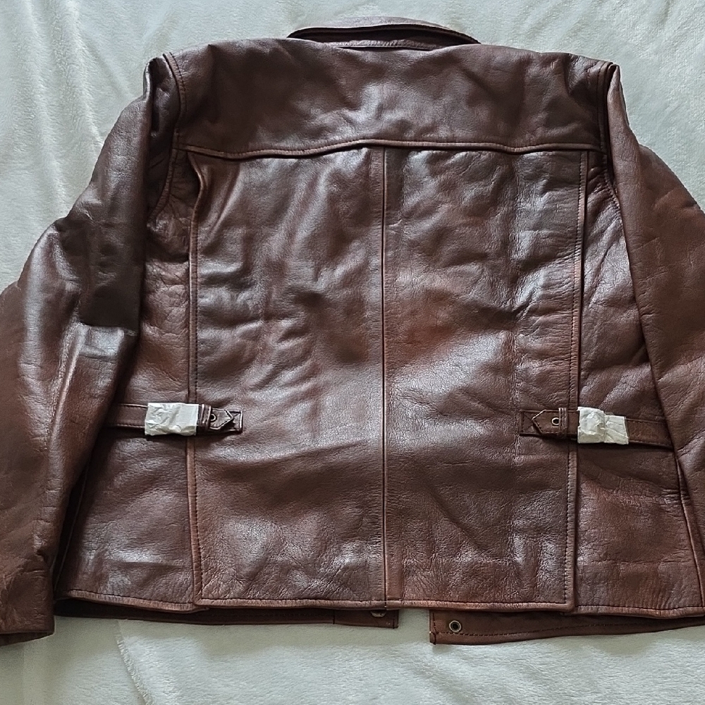 Men's Classic Brown Leather Jacket - Picture 12 of 16